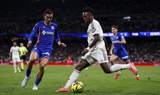 开云网页版-皇马近97战输了23场，在此之前的68场正式比赛仅2负