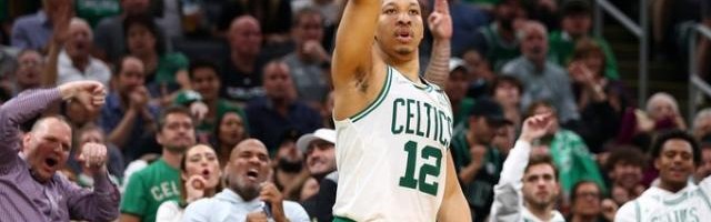 凯尔特人22记三分埋葬雄鹿 布登霍尔泽愿赌服输