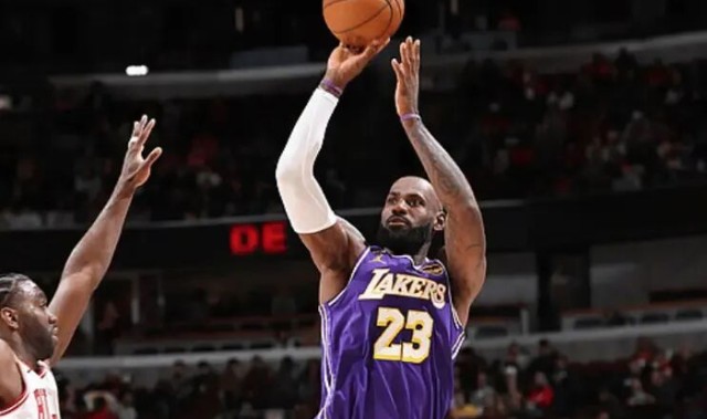 湖人8连客前四场拿到3胜1负，接下来继续征战东部4连客|公牛|奇才|客场|纽约尼克斯队|布鲁克林篮网队_新浪体育_新浪新闻