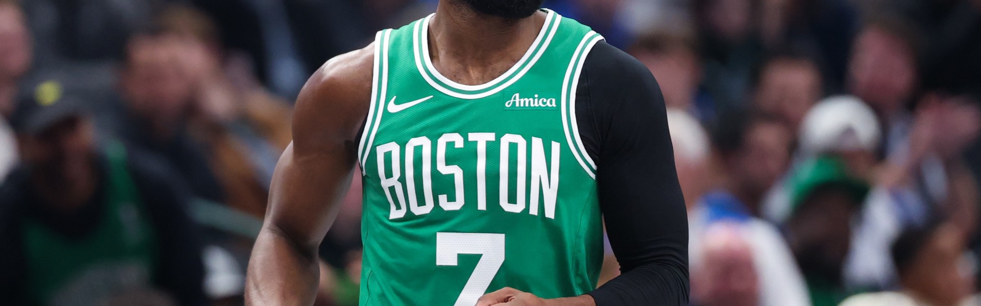 杰伦·布朗：我觉得自己符合MVP的标准 但人们总是不断提升门槛