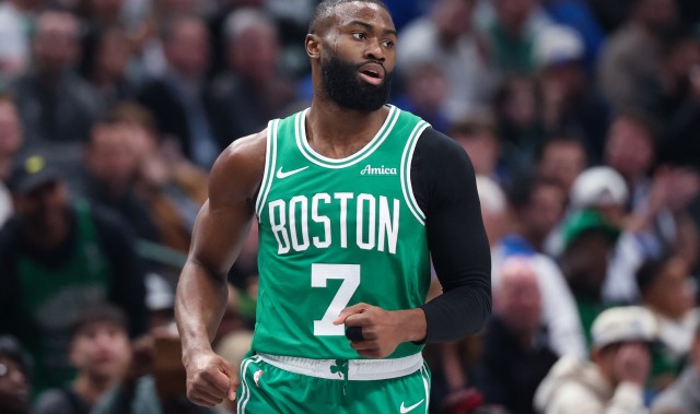 杰伦·布朗：我觉得自己符合MVP的标准 但人们总是不断提升门槛