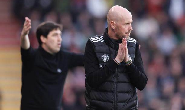 开云官方网站-滕哈赫回应曼联防守差：有些球员很年轻，缺乏经验