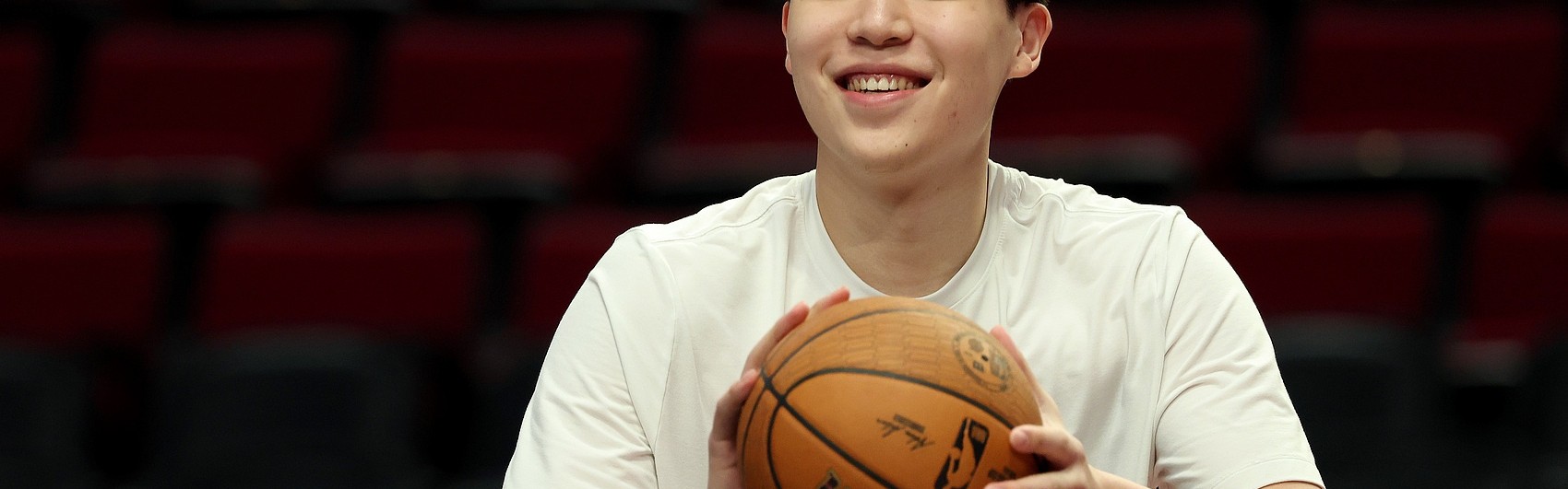 Kaiyun-入选NBA全明星新秀赛！工作室：恭喜杨瀚森 篮球旅程再添璀璨坐标