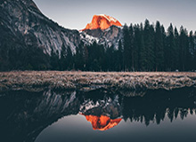 Kaiyun-亲人团聚，彭啸奶奶前来接机，祖孙二人紧紧相拥